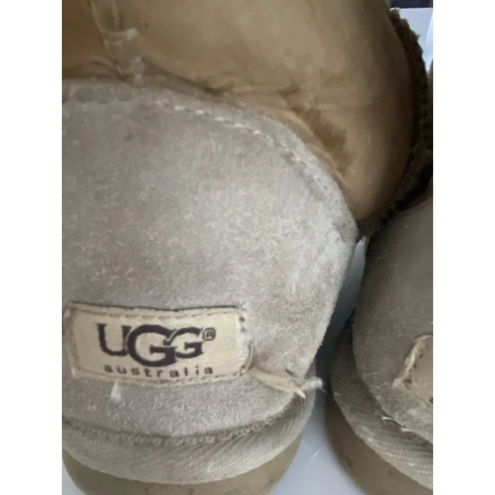 UGG Australia Sheepskin Classic Tall Suede Boot Tan Women Sz 9 US‎ 5815